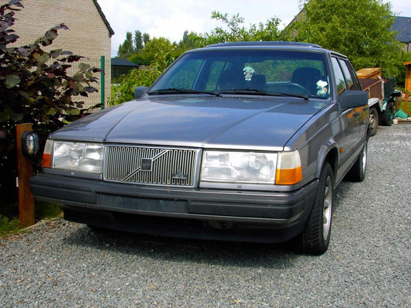 Volvo 940 [1990]