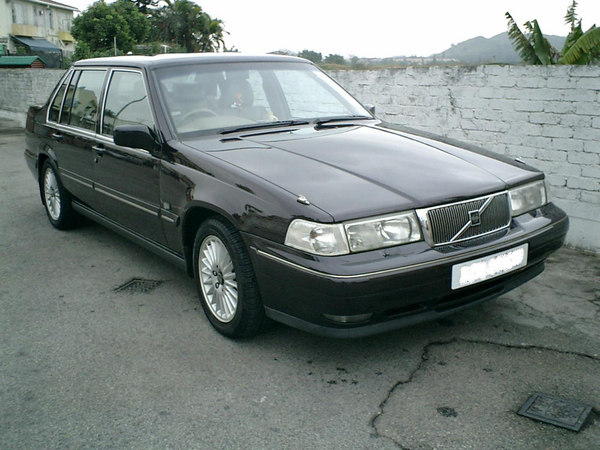 Volvo S90 [1996]