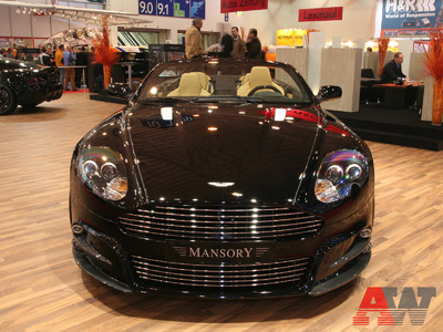 Aston Martin DB9 2004