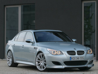 BMW M5 2004