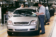 Сотрудники Opel работают как машины