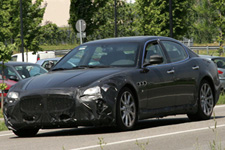 Maserati Quattroporte:    2010 