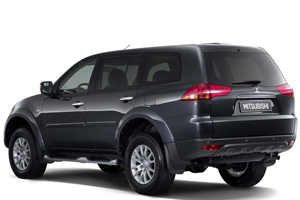 Mitsubishi Pajero Sport:   