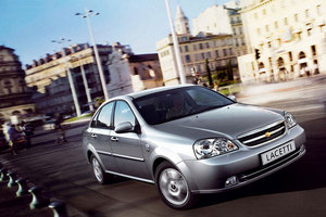 Chevrolet Lacetti -      Chevrolet