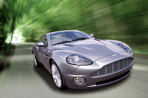 Aston Martin V12 Vanquish    ,       