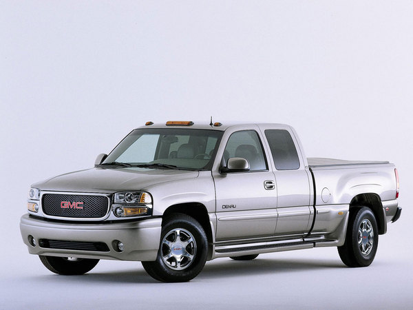 GMC Sierra [2002]