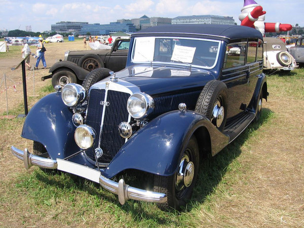 Horch 853 [1936]