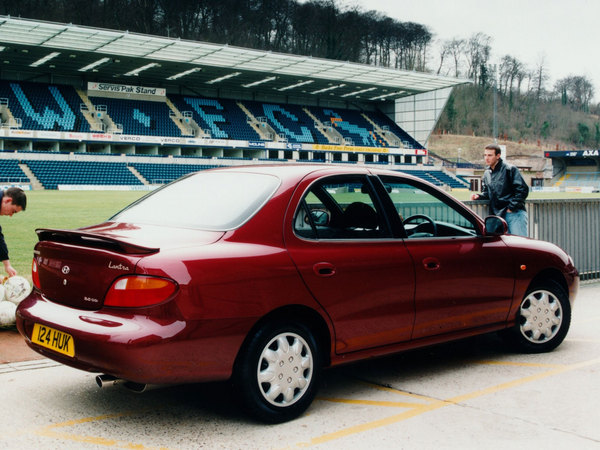 Hyundai Elantra [1995]