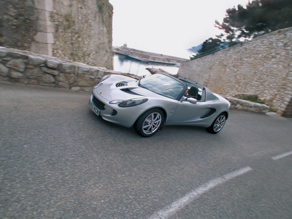 Lotus Elise [2000]