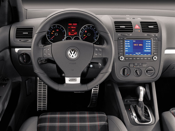 Volkswagen Golf [2004]