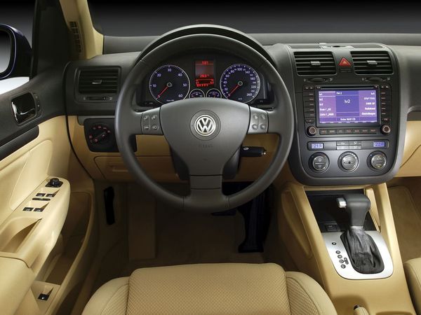 Volkswagen Golf [2005]