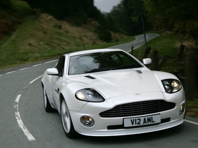 Aston Martin V12 Vanquish S 2004