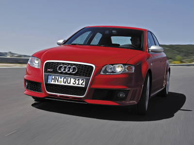 Audi RS4 2005