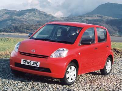 Daihatsu Sirion 2000