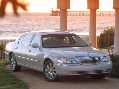 Lincoln Town Car 1999