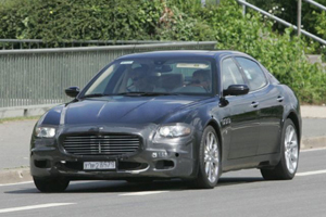  Maserati Quattroporte:  ,  