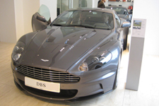 Aston Martin DBS:    