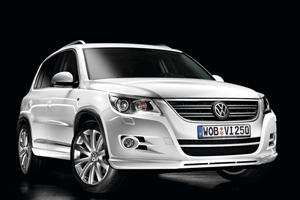 Volkswagen Tiguan:    