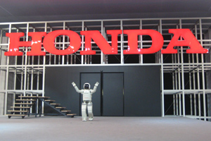  Asimo  Honda Legend