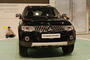 Mitsubishi Pajero Sport:  